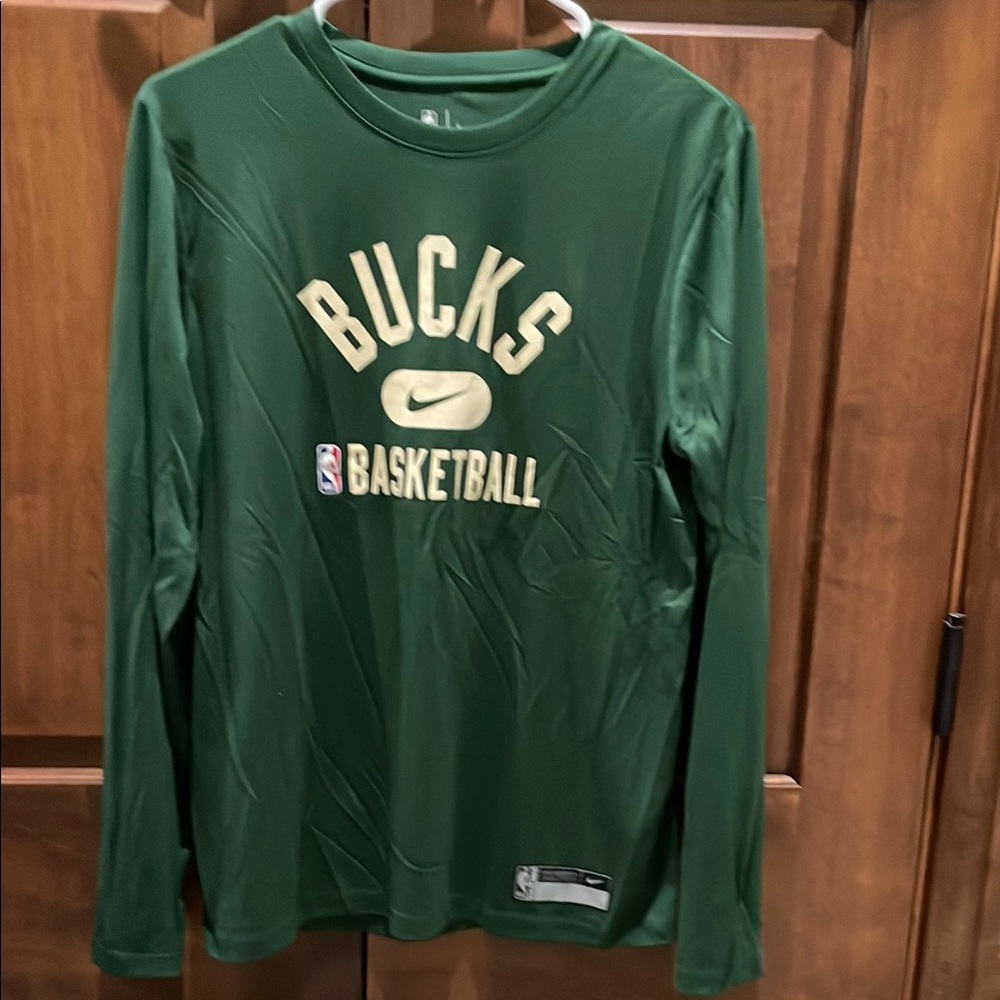 Nike Bucks Basketball Green Long Sleeve Shirt